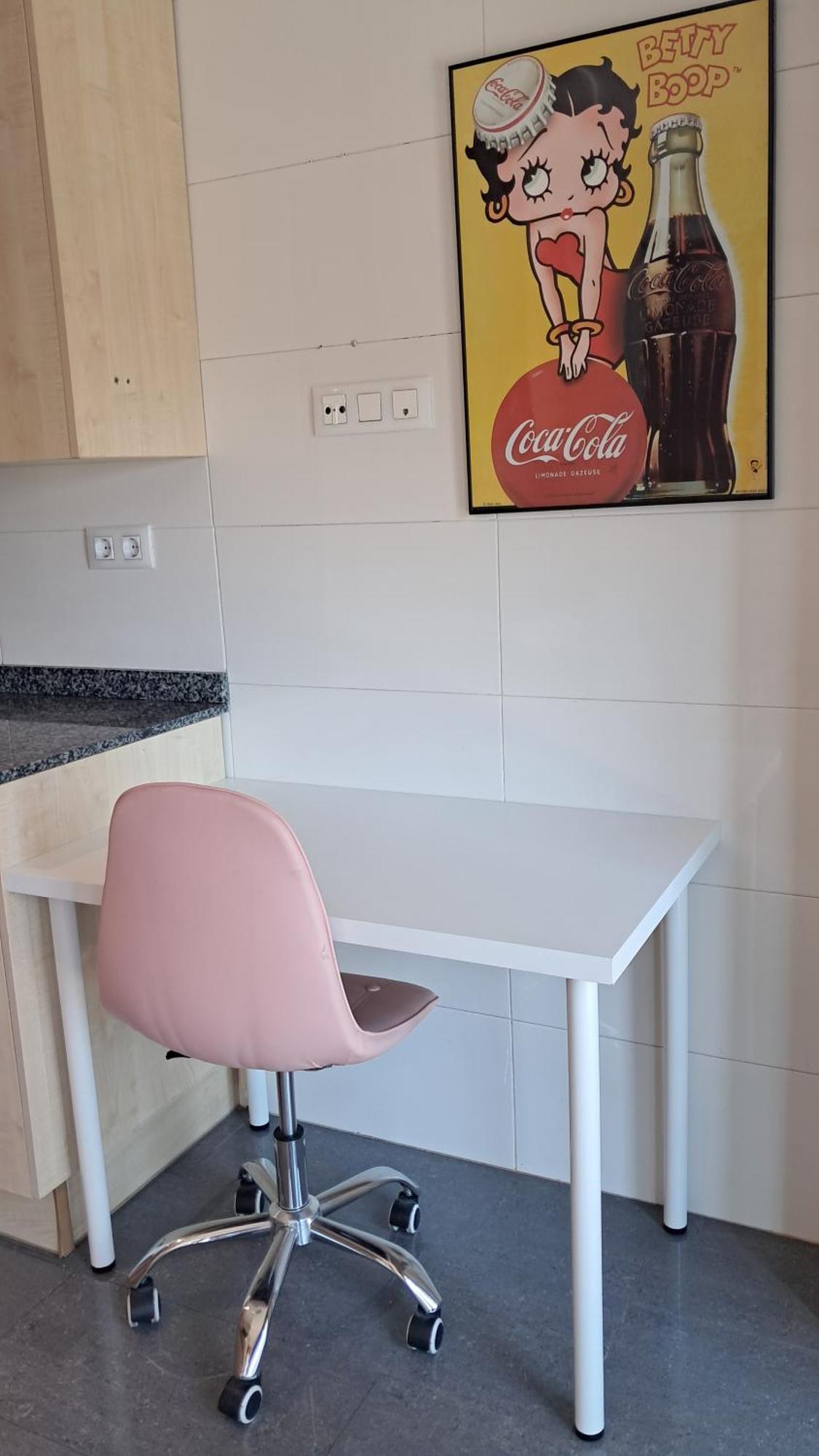 Modern Apartment, With Parking, Close To The Beach!! Sant Adria de Besos Buitenkant foto