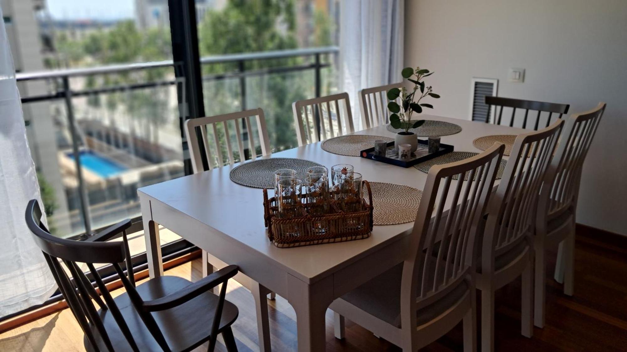 Modern Apartment, With Parking, Close To The Beach!! Sant Adria de Besos Buitenkant foto